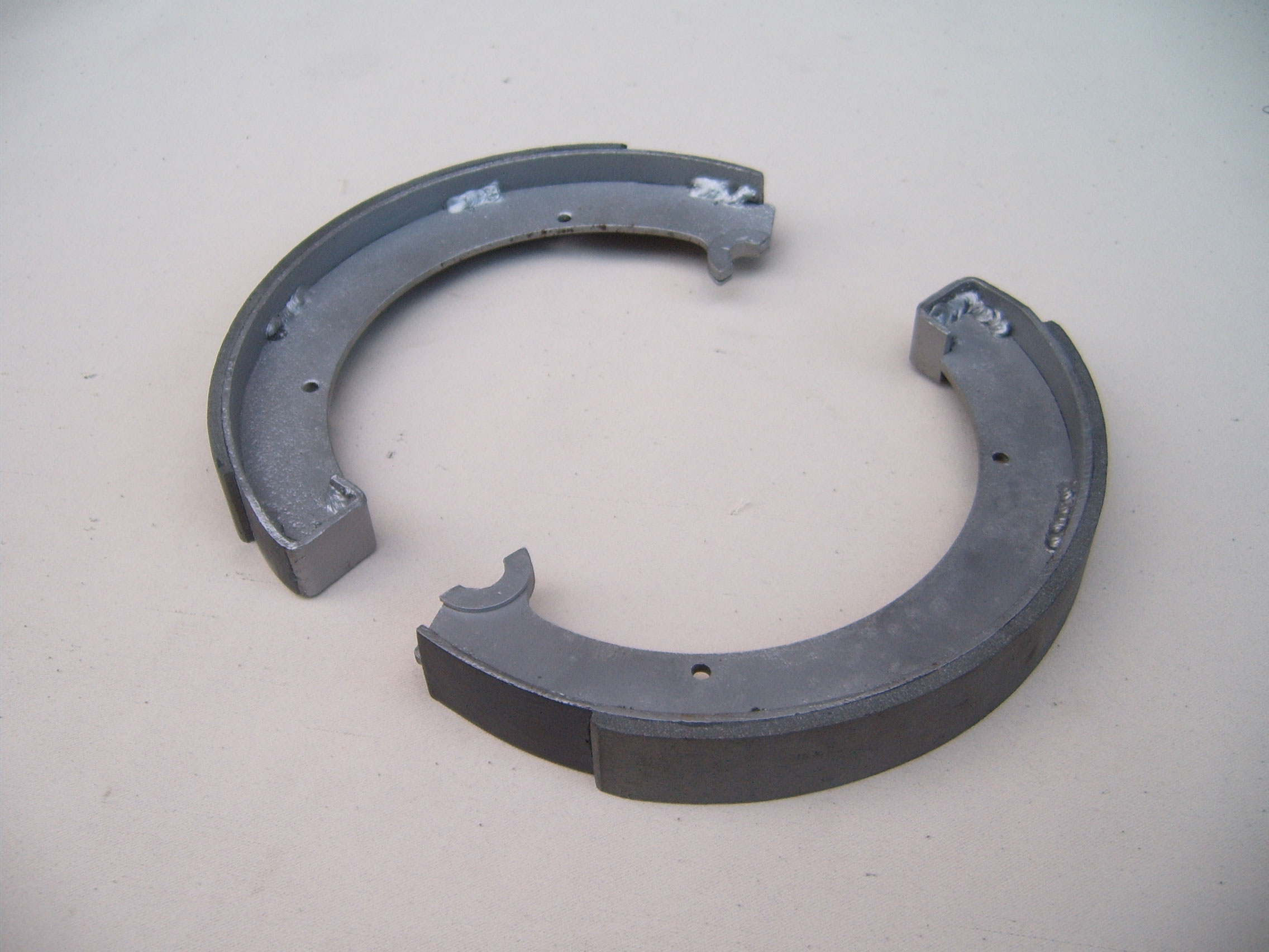 Neue Bremsbacken Für MZ RT 125/3 - 150 Mm Aluminium-Backen Mit Verbessertem Belag